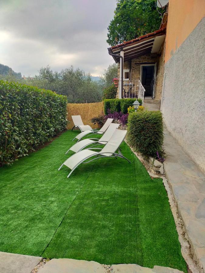 Casa Vacanze Sole Borghetto d'Arroscia エクステリア 写真